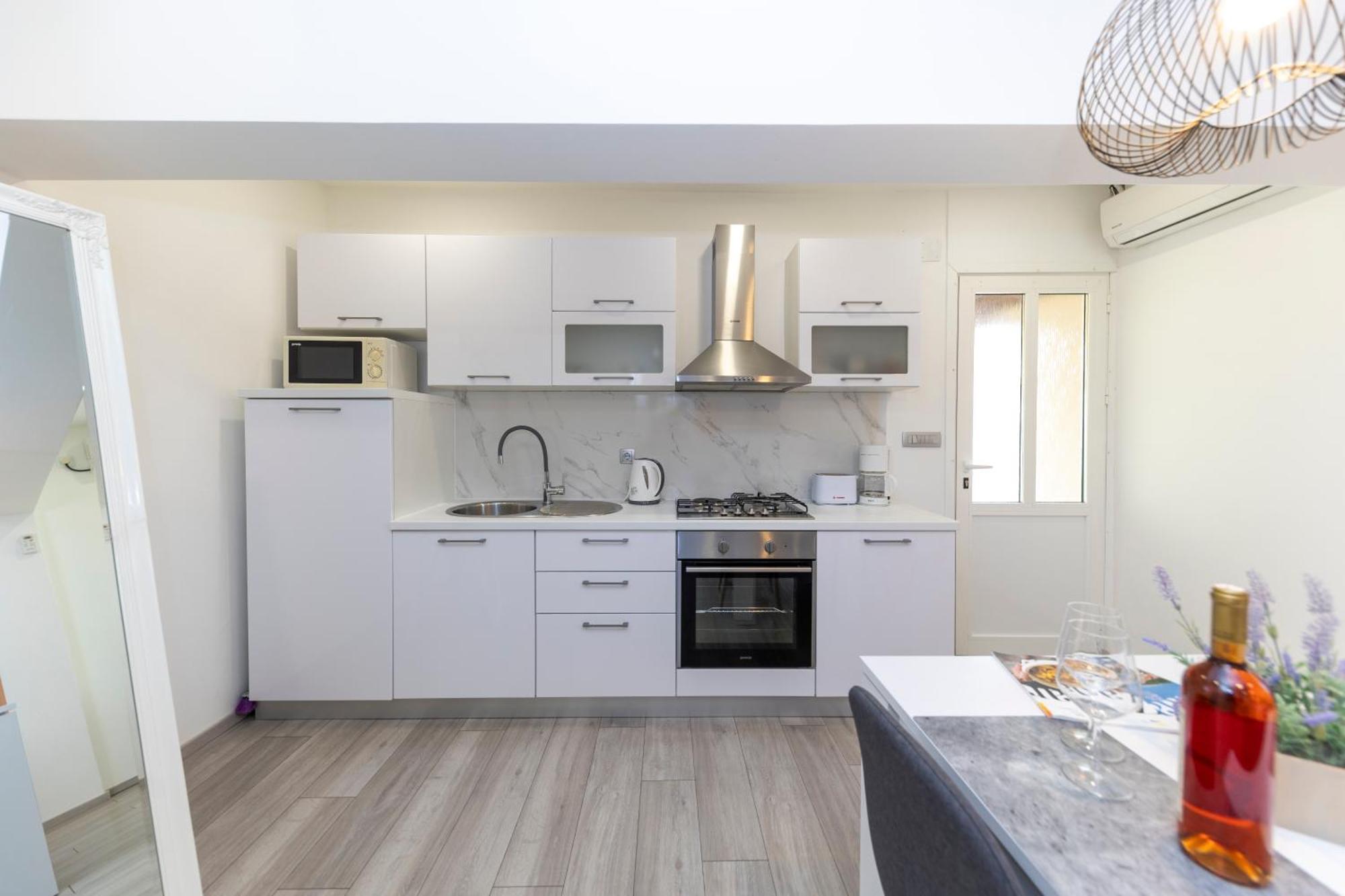 Family Apartments Zadar - Ryanair Exclusive Eksteriør billede