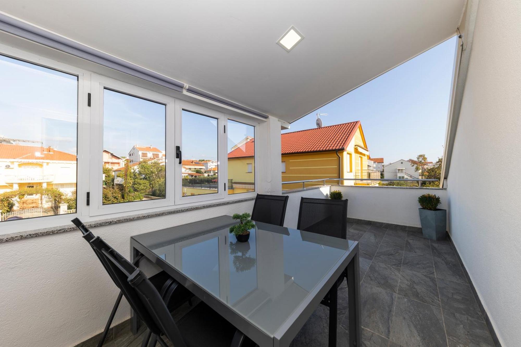 Family Apartments Zadar - Ryanair Exclusive Eksteriør billede